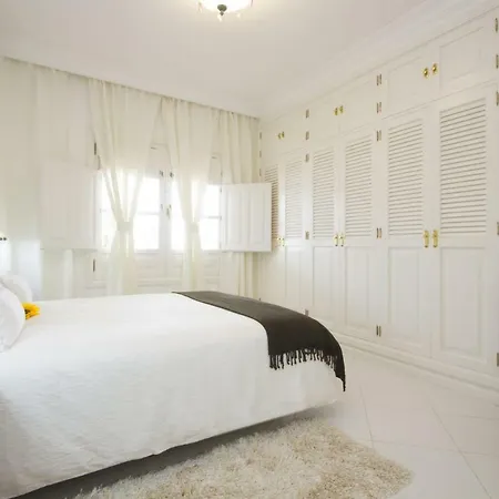 Puerto Del Carmen Sleeps 6 Pool Air Con Wifi