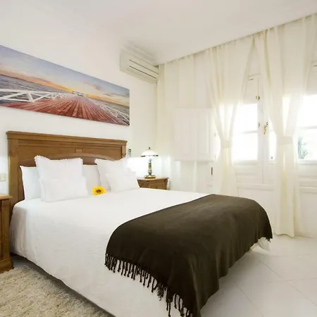 Puerto Del Carmen Sleeps 6 Pool Air Con Wifi Willa Puerto del Carmen (Lanzarote)