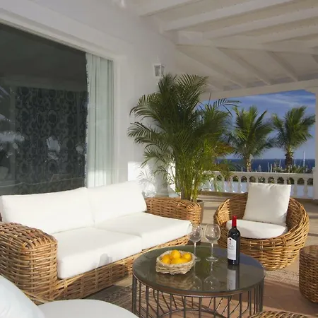 فيلة Puerto Del Carmen Sleeps 6 Pool Air Con Wifi *